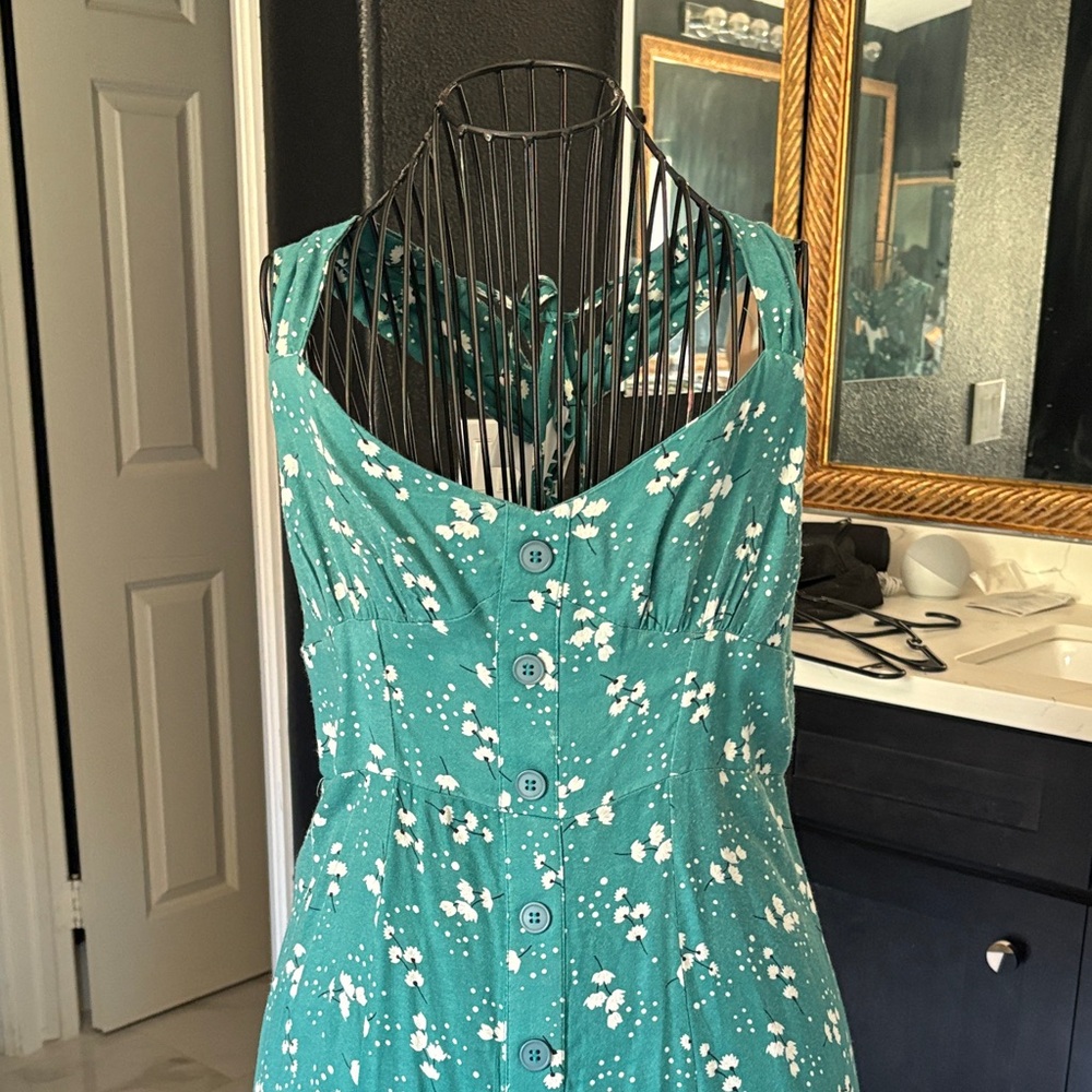 Mod Anthro sleeveless floral teal white, Teal Floral Maxi Dress - Picture 2 of 8